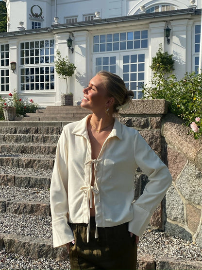 Ziva™ | Crème Blouse